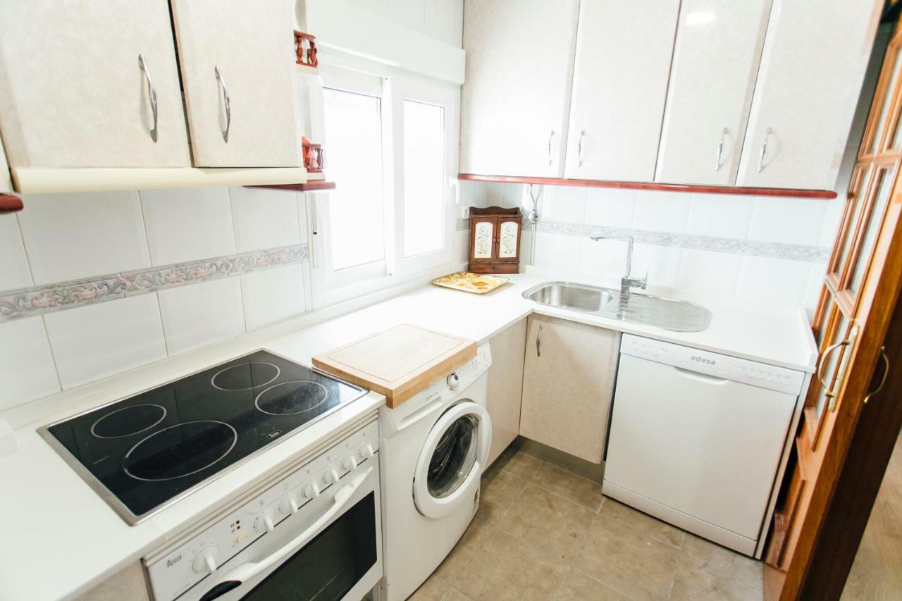 Apartment Idilico Atico En Triana-3bd+1bth Seville